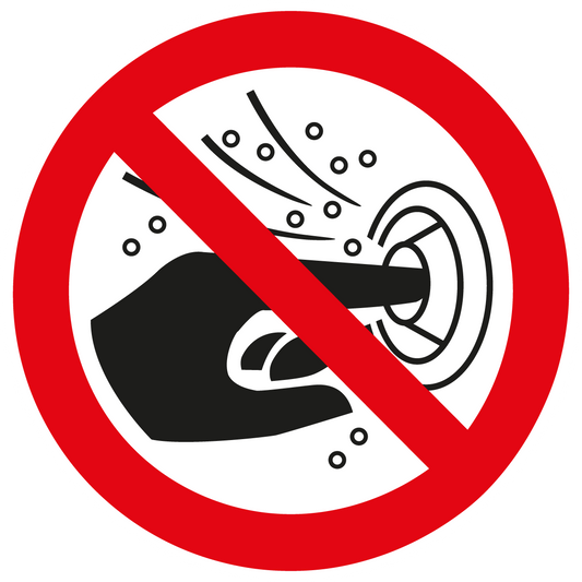 Verbotsschild - Nicht in die Düse einer Hydromassage greifen